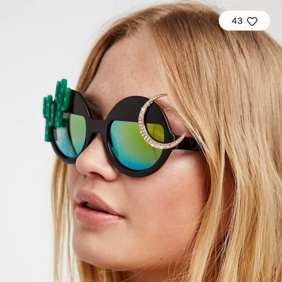Free People Desert Moon Sunnies - Sunglasses - WHITE main image 9